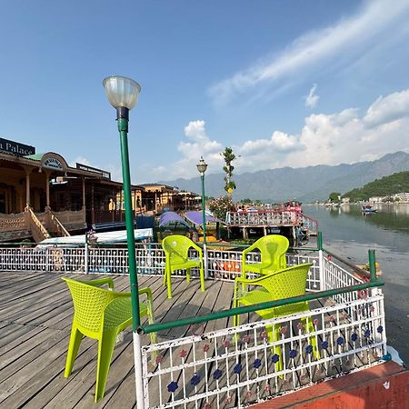 New Sea Palace Houseboats Srīnagar Esterno foto